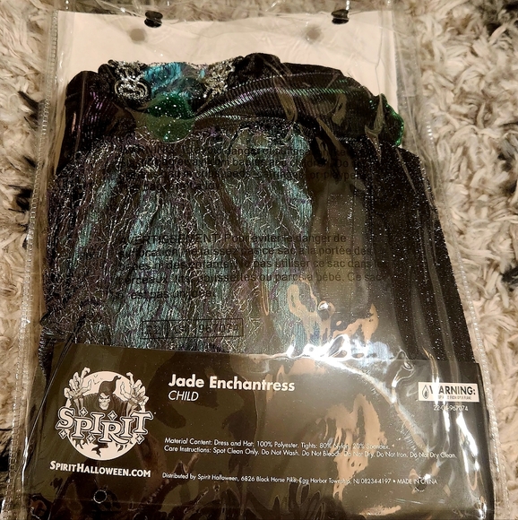 JADE ENCHANTRESS - Picture 2 of 5